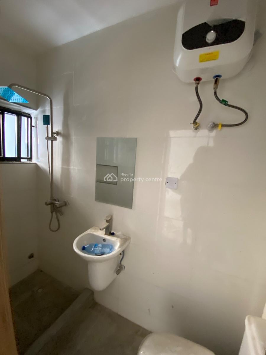 Luxuriously Built 2-bedroom Apartment in a Prime Estate, Ikota, Lekki, Lagos, Flat / Apartment for Rent