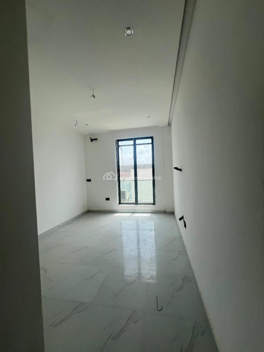 3,2&1bedroom Apartment with Elevator ,pool&gym in Lekki Phase 1, Lekki Phase One ,lekki ,lagos ,nigeria, Lekki Phase 1, Lekki, Lagos, Flat / Apartment for Sale