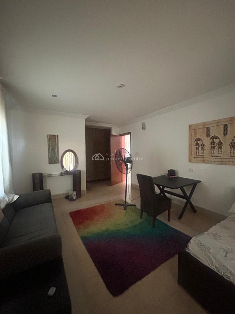 Upstairs Serviced 3 Bedroom Flat with a Bq, Off Kusenla Road, Ikate Elegushi, Lekki, Lagos, Flat / Apartment for Rent