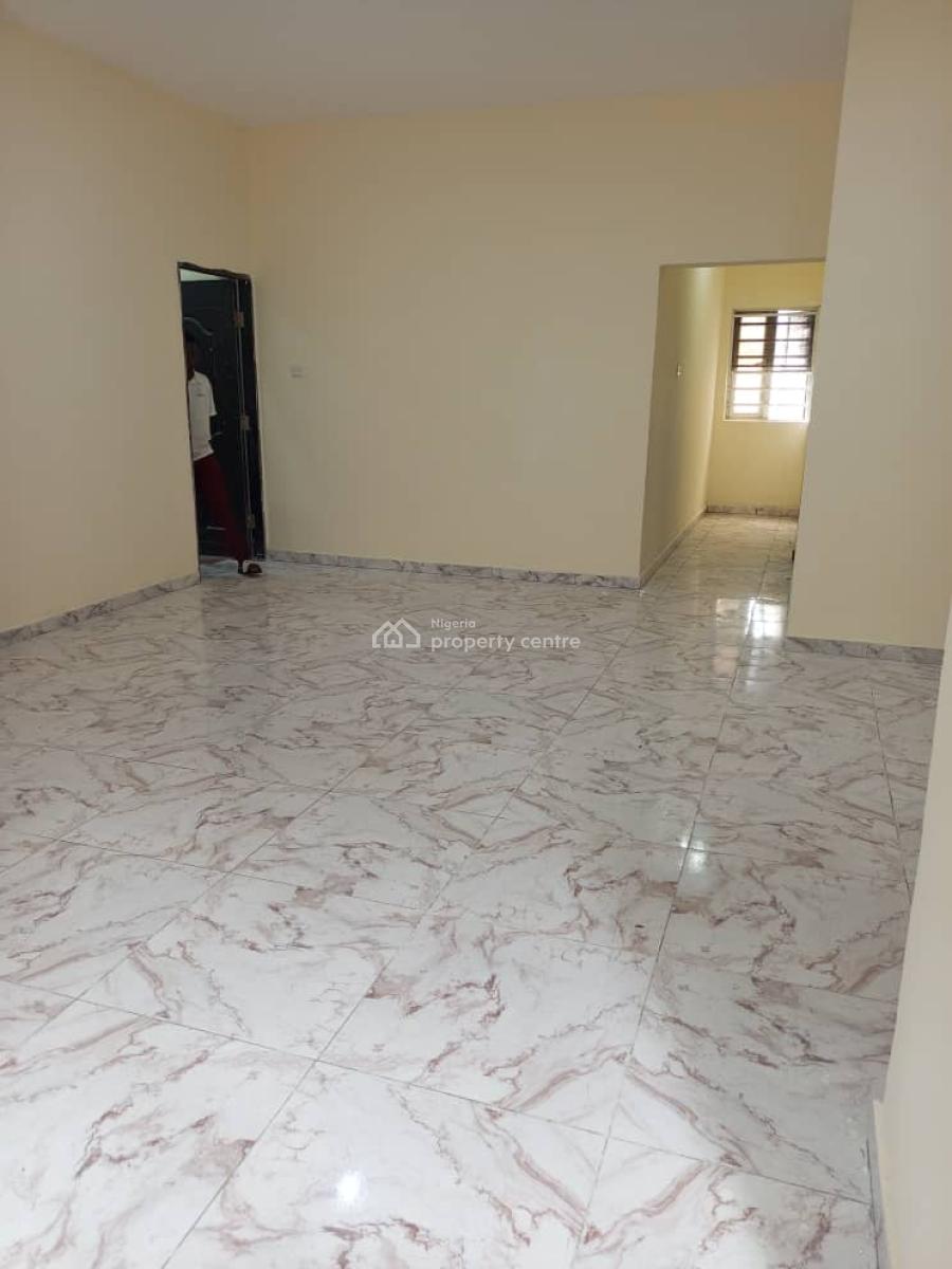 2 Bedroom Flat, Beside Nicon Town Estate Salem Ikate, Lekki, Lagos, Flat / Apartment for Rent