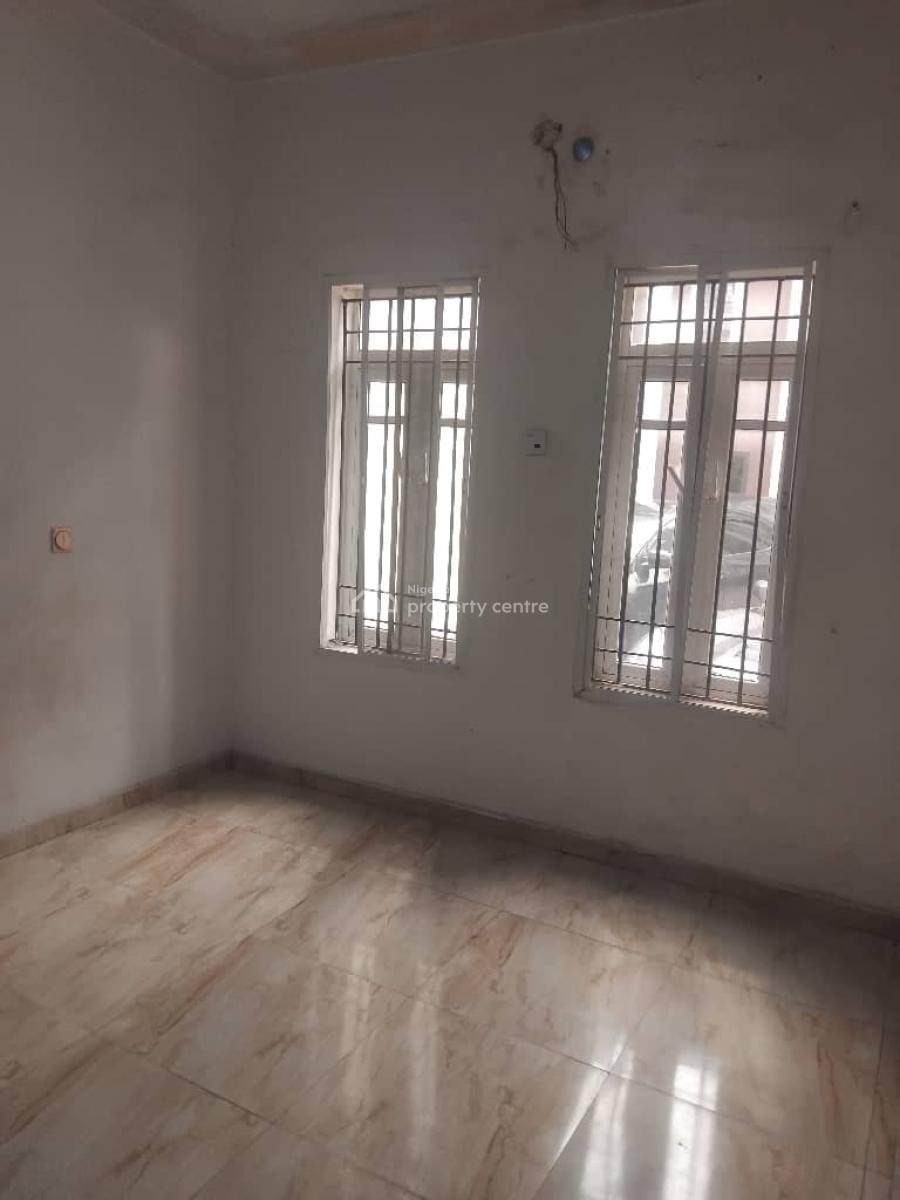2 Bedroom Flat, Beside Nicon Town Estate Salem Ikate, Lekki, Lagos, Flat / Apartment for Rent