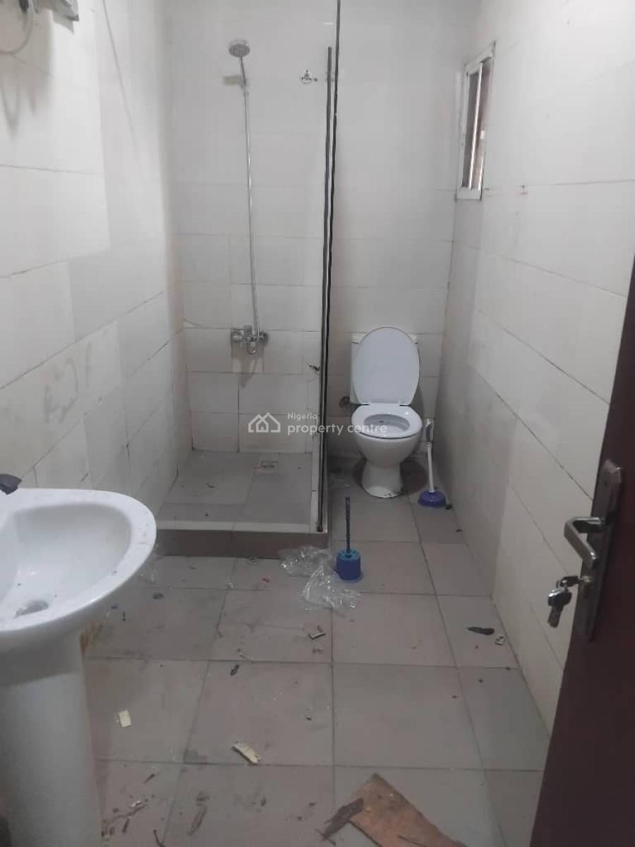 2 Bedroom Flat, Beside Nicon Town Estate Salem Ikate, Lekki, Lagos, Flat / Apartment for Rent
