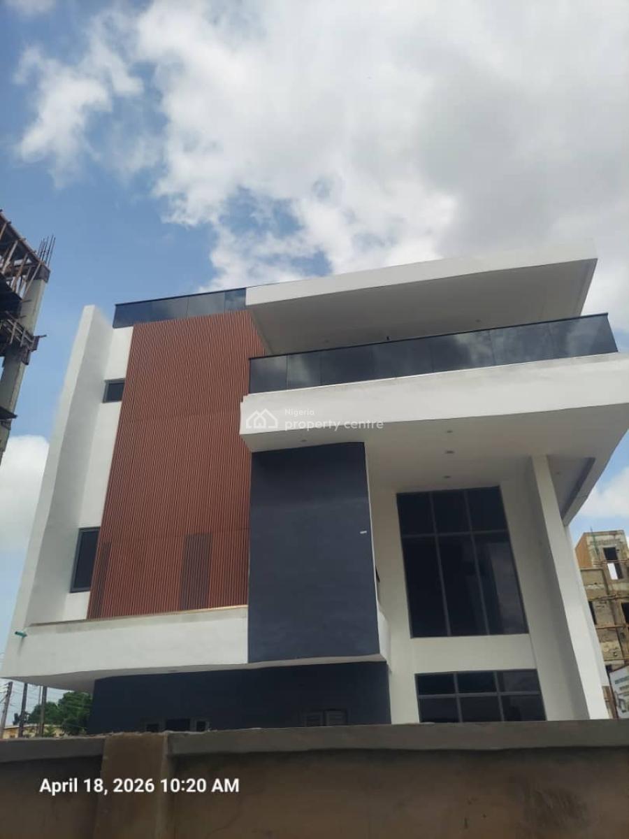 5 Bedrooms Fully Detached for Sal£ at Mary Land Ikeja, Maryland, Maryland, Lagos, Detached Duplex for Sale