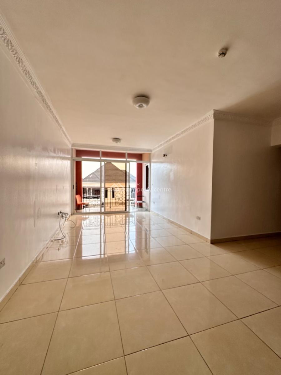 Spacious and Serviced 3bedroom Apartment, Chevron Drive Estate, Lekki, Lagos, Terraced Bungalow for Rent