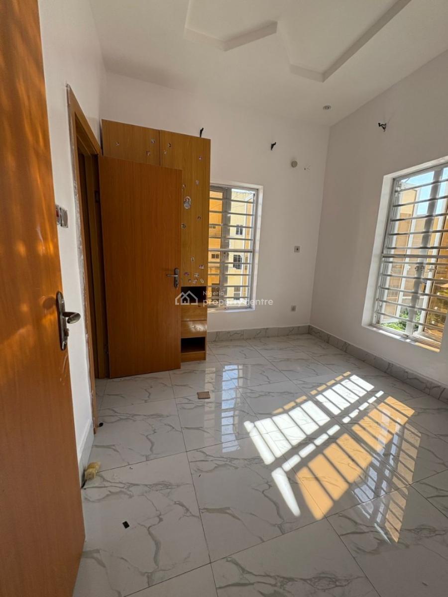 Very Spacious and Newly Out Master Bedroom, Orchid Road, Lekki, Lagos, Self Contain (single Rooms) for Rent