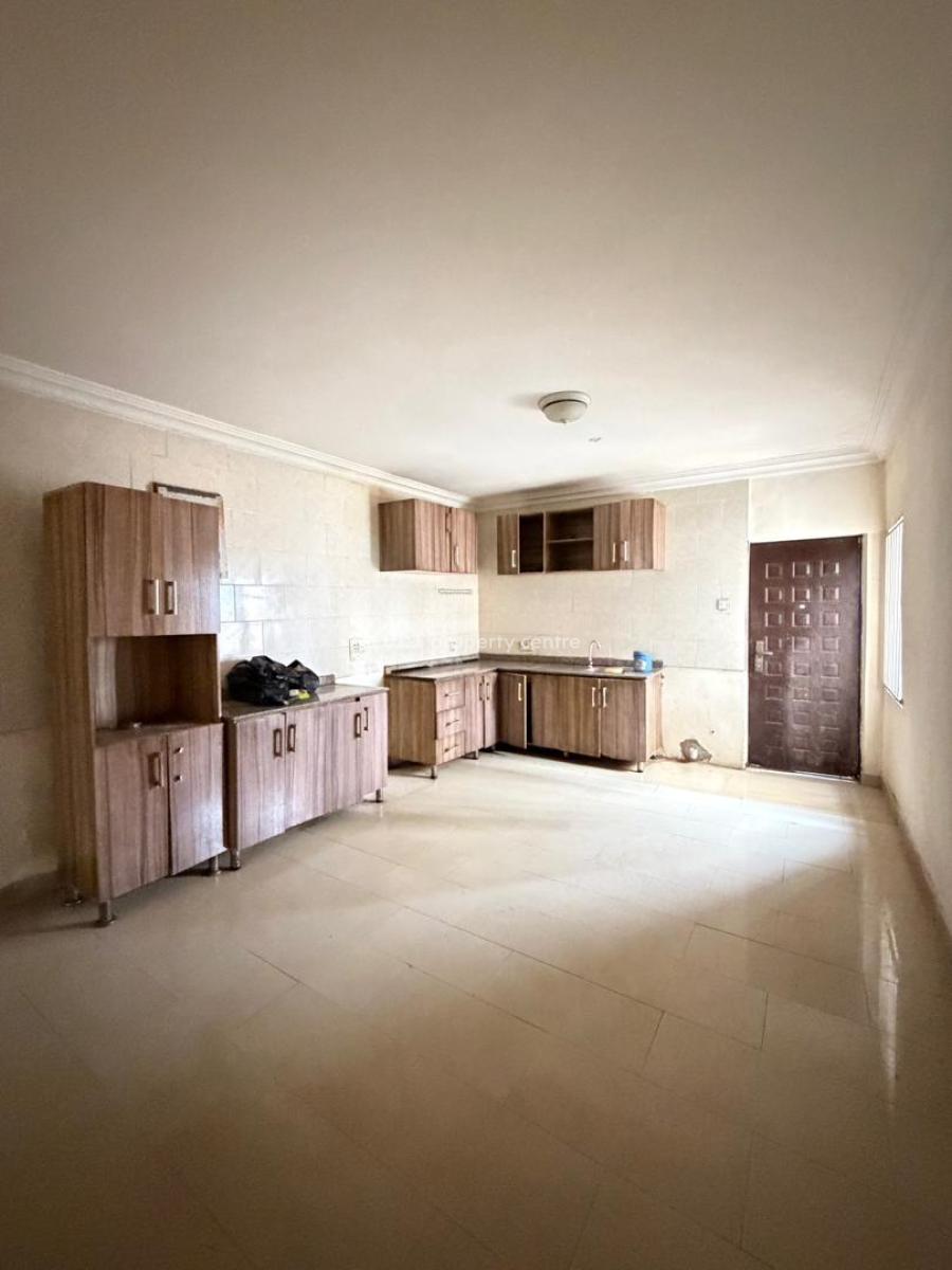 a Well Maintained & Capacious 4 Bedrooms Semi-detached Duplex with Bq, Megamound Estate, Lekki County Homes, Ikota, Lekki, Lagos, Semi-detached Duplex for Sale