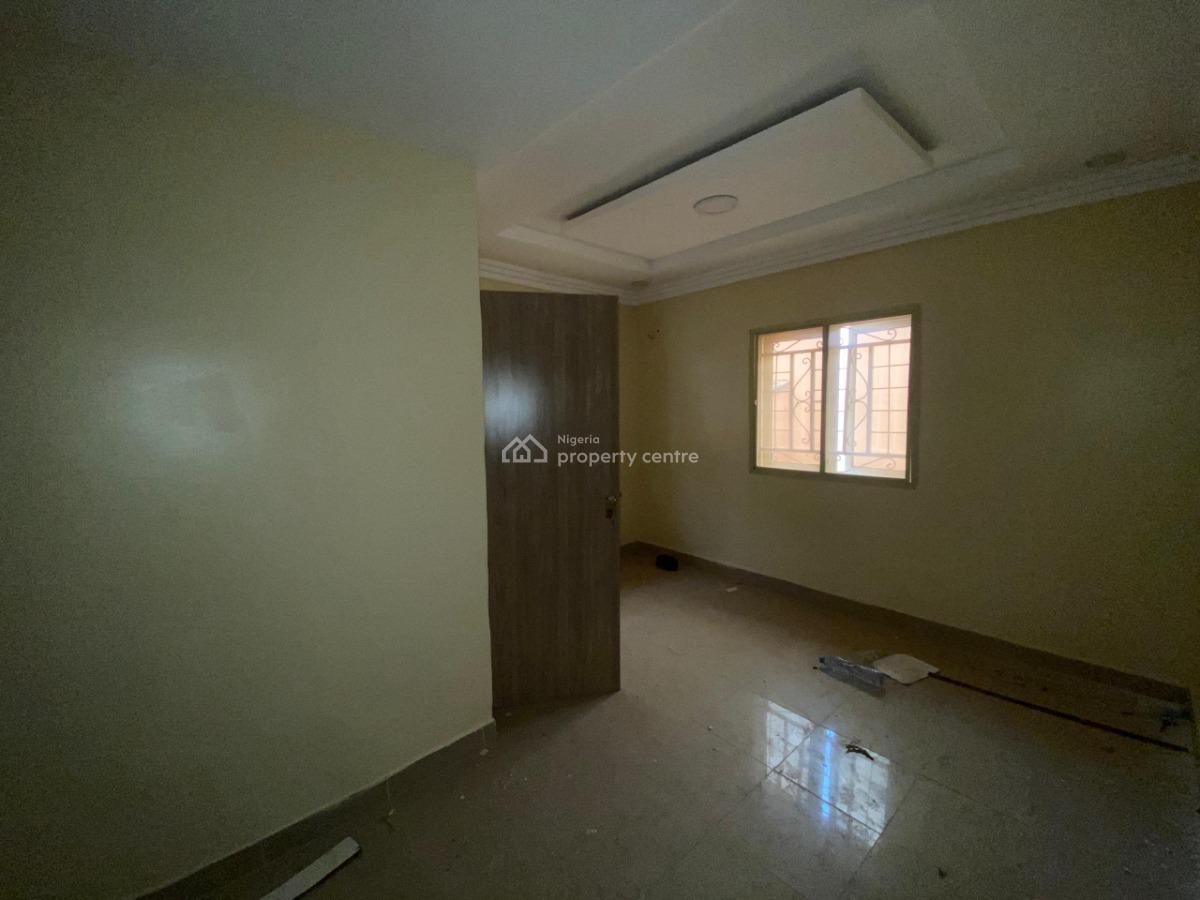 2 Bedrooms Bungalow (alone in The Compound), Life Camp, Abuja, Flat / Apartment for Rent