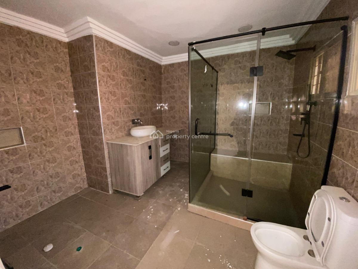 2 Bedrooms Bungalow (alone in The Compound), Life Camp, Abuja, Flat / Apartment for Rent