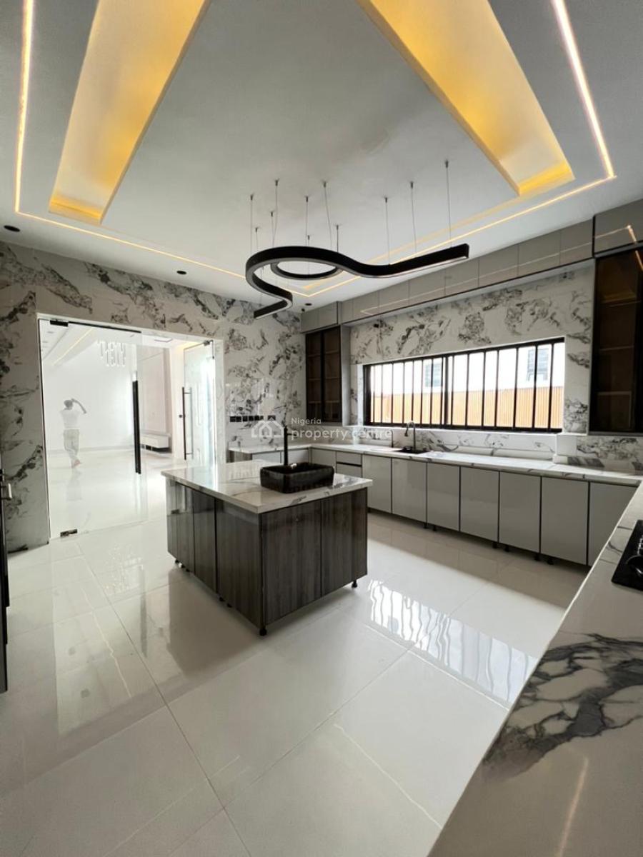 Elegantly Detailed 5 Bedroom Fully Detached Home, Lekki Phase 1, Lekki, Lagos, Detached Duplex for Sale