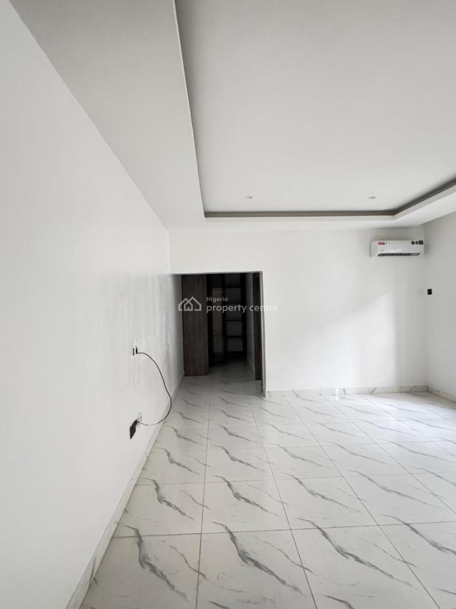 a Fully  Detached  5 Bedroom House with 2 Rooms Bq, Lekki Phase 1, Lekki, Lagos, Detached Duplex for Rent