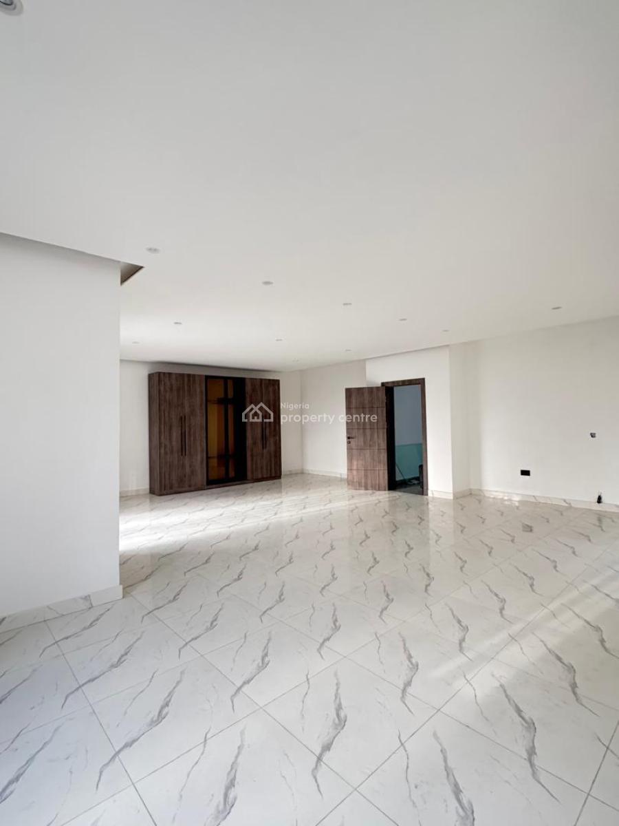 a Fully  Detached  5 Bedroom House with 2 Rooms Bq, Lekki Phase 1, Lekki, Lagos, Detached Duplex for Rent