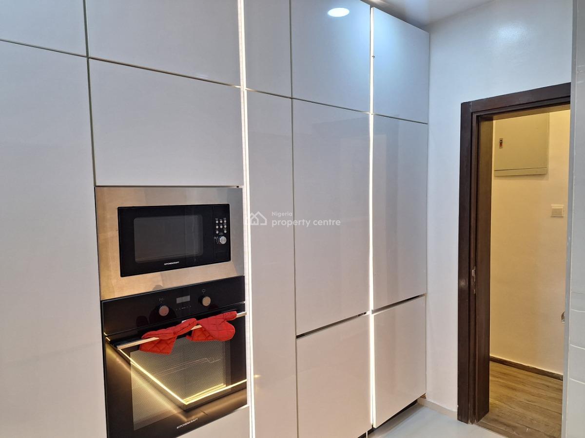 a Luxury & Fully Furnished  1 Bedroom  Apartment, Banana Island, Ikoyi, Lagos, Mini Flat (room and Parlour) for Rent