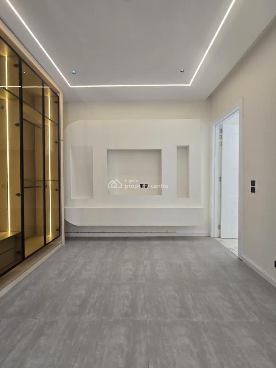 Luxury 5-bedroom Detached Duplex Located in a Secure Gated Estate, Lekki Phase One, Lekki, Lagos, Detached Duplex for Sale