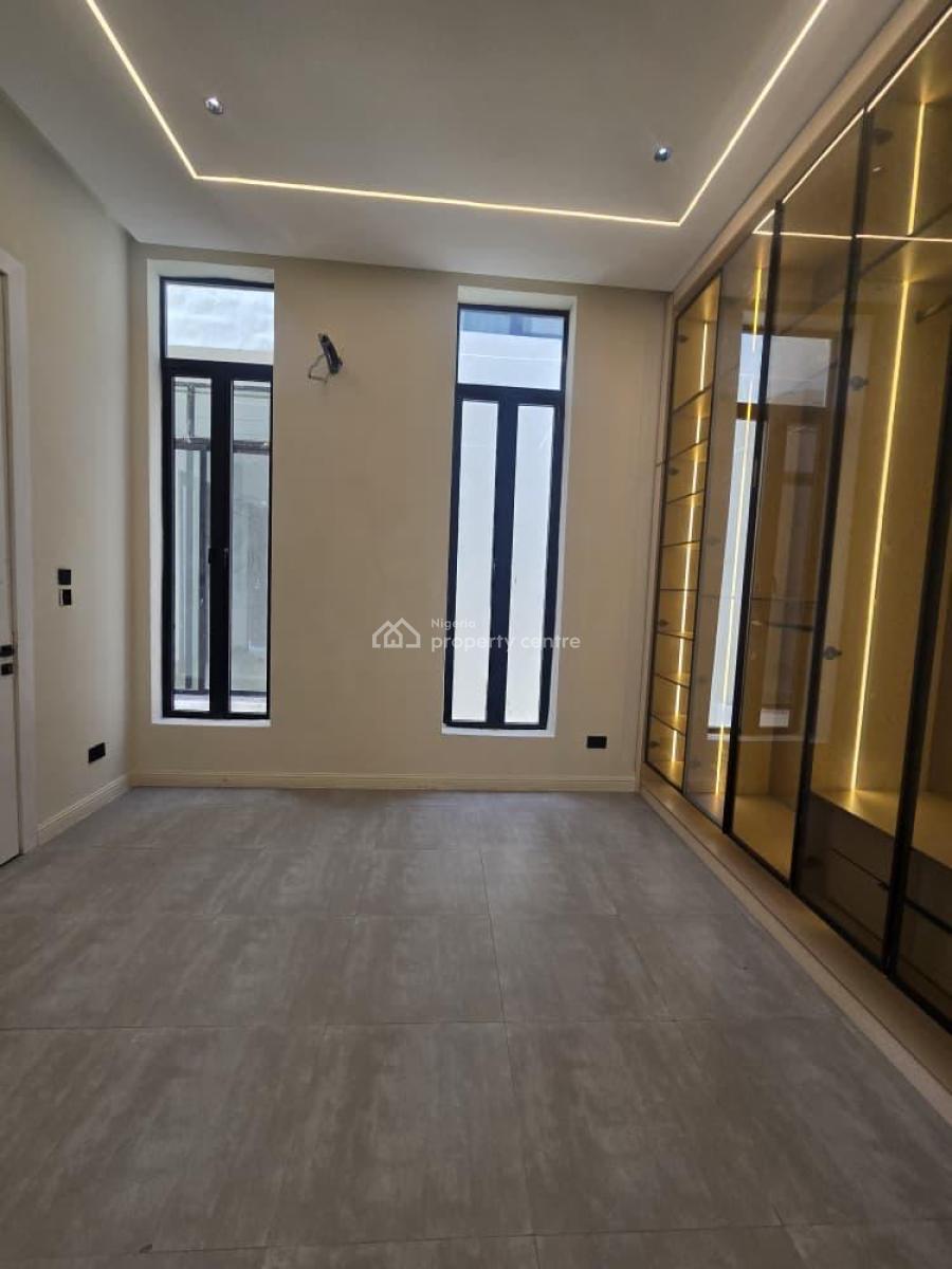 Luxury 5-bedroom Detached Duplex Located in a Secure Gated Estate, Lekki Phase One, Lekki, Lagos, Detached Duplex for Sale