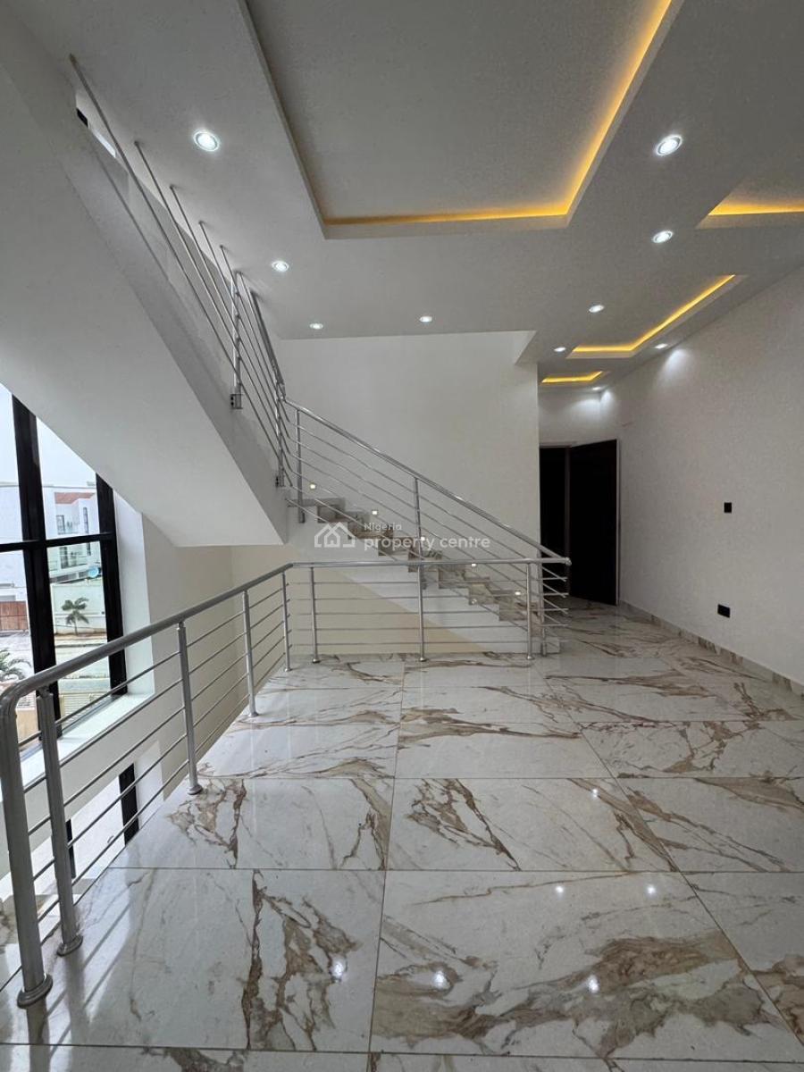 Spacious 6-bedroom Fully Detached Duplex with 2 Boys Quarters, Lekki Phase One, Lekki, Lagos, Detached Duplex for Sale
