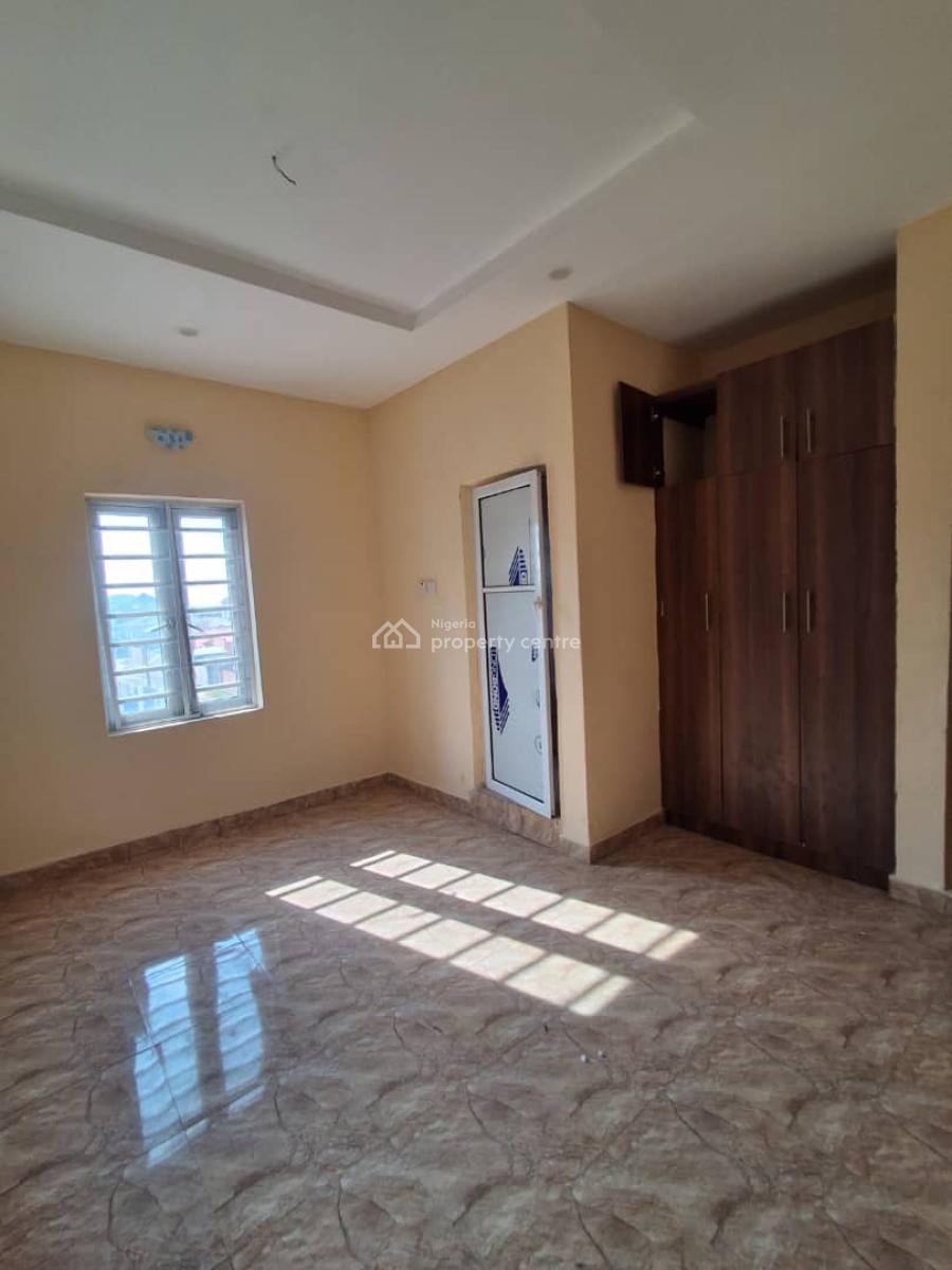 Very Clean and Spacious 2 Bedroom Apartment ( Upstairs), Ado Road,ado, Ajah, Lagos, Flat / Apartment for Rent
