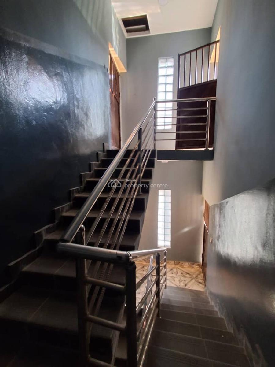 Very Clean and Spacious 2 Bedroom Apartment ( Upstairs), Ado Road,ado, Ajah, Lagos, Flat / Apartment for Rent