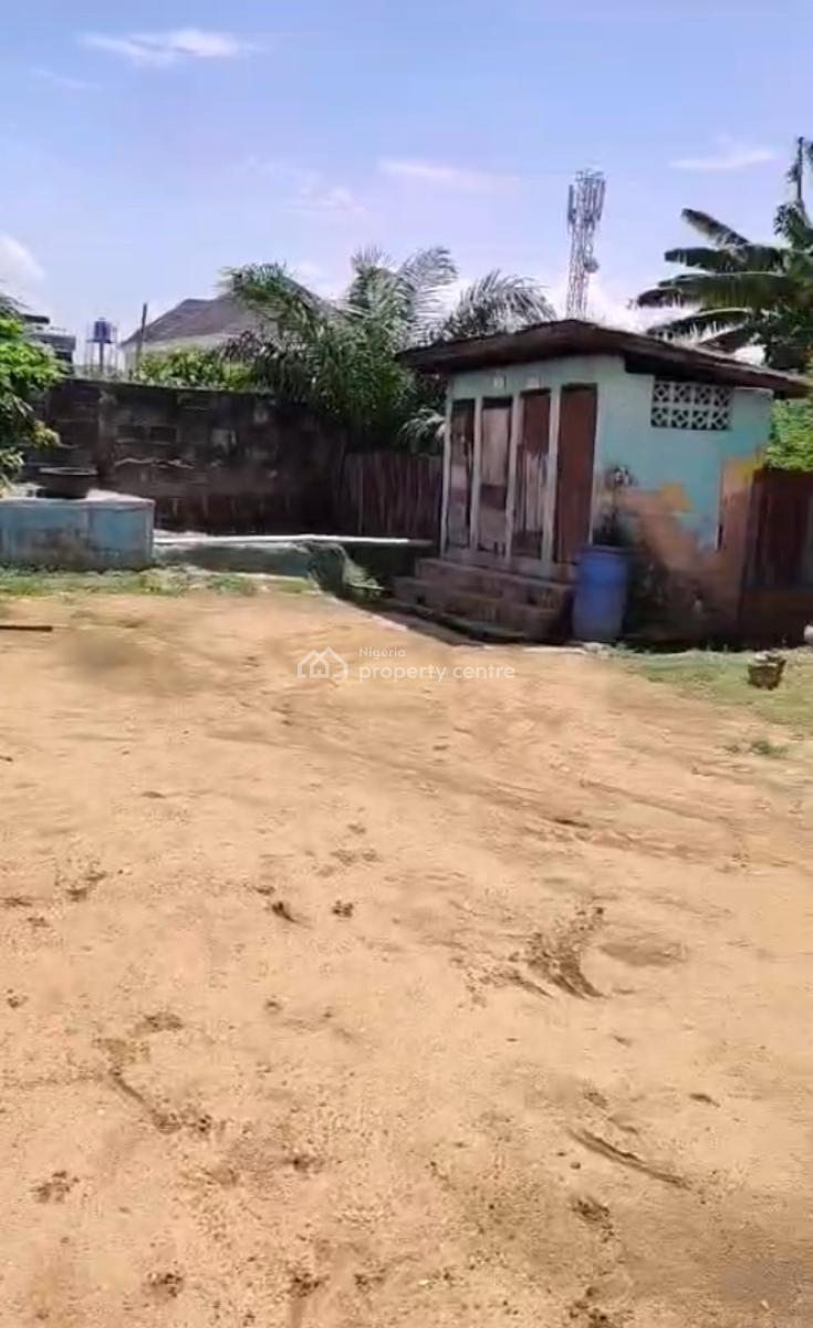 Distressed Bareland (1,700sqm) in Yaba, Off Iwaya Road, Onike, Yaba, Lagos, Residential Land for Sale