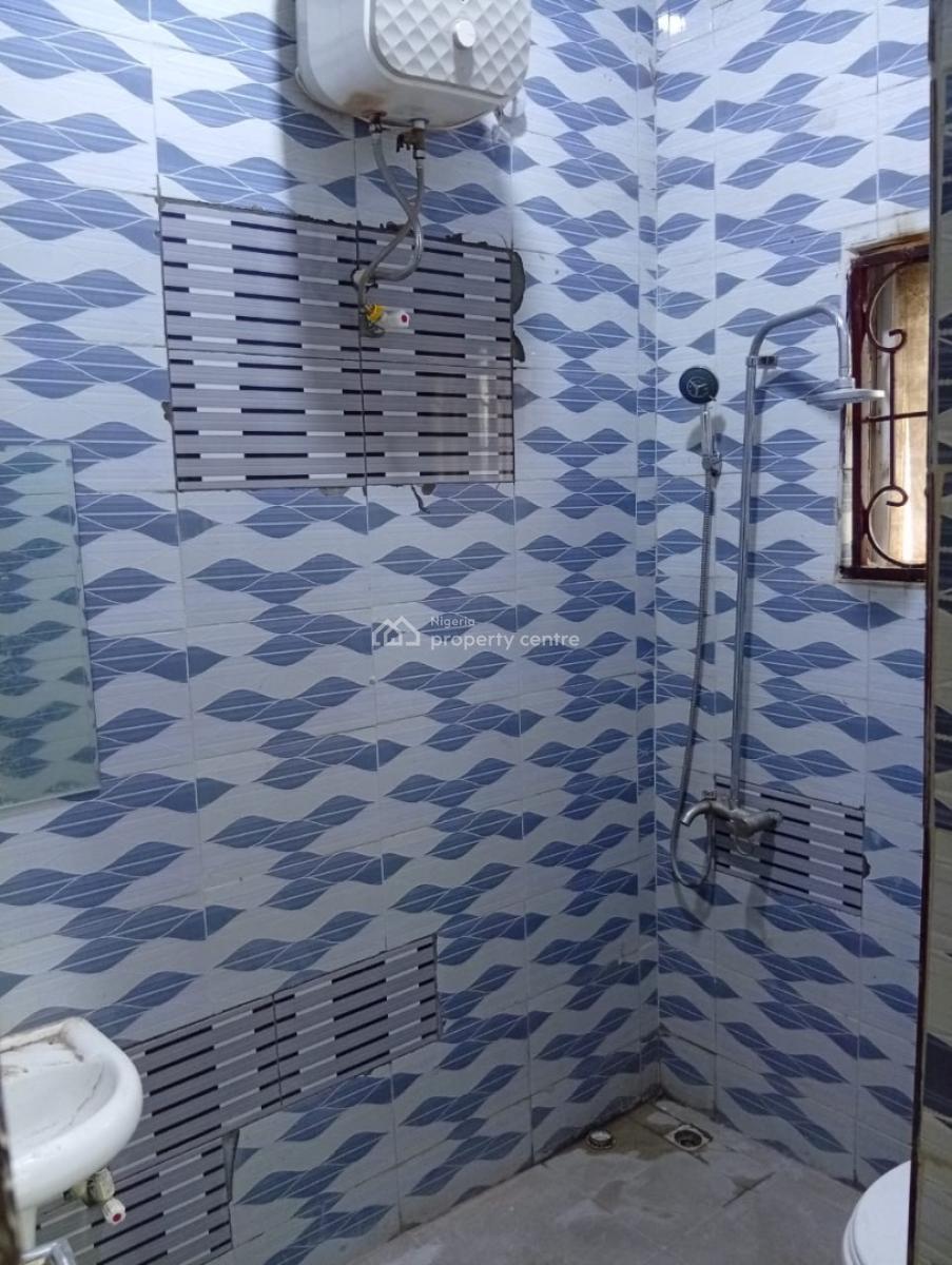 Standard 2 Bedroom Apartment with 3 Toilets & Steady Electricity., Fo1 Layout, Kubwa, Abuja, House for Rent