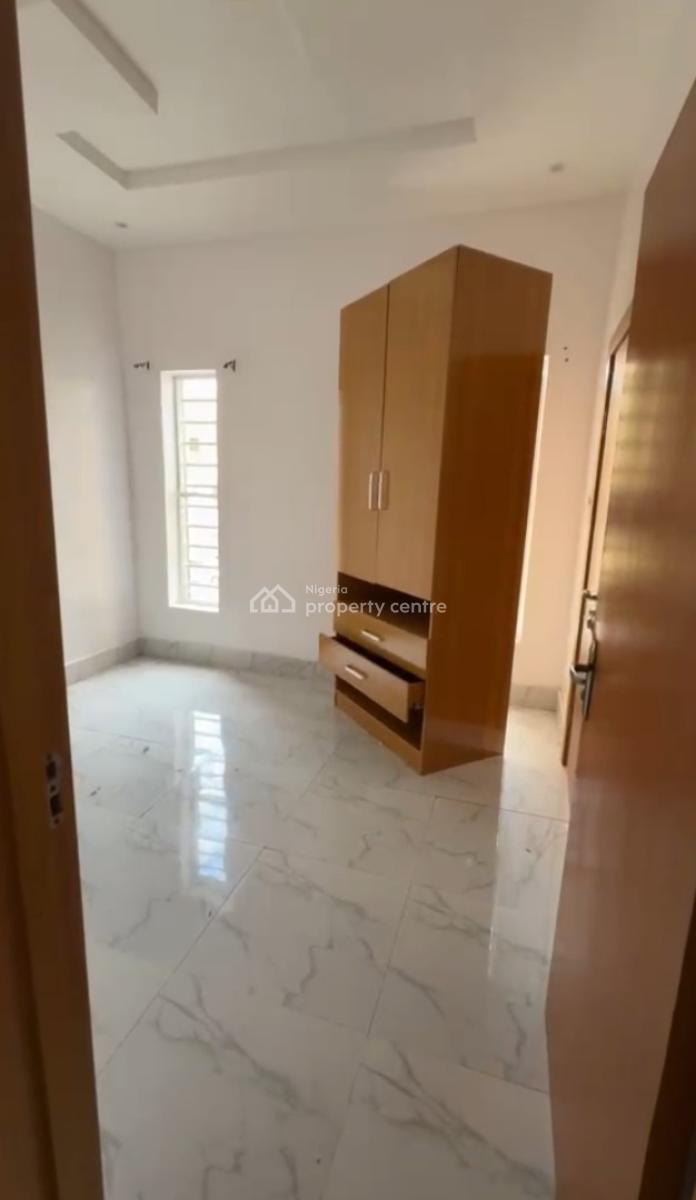 Single Room Upstairs with Personal Meter in Shared Apartment, Longitude Mini Court Orchid Before Roundabout, Lekki, Lagos, Flat / Apartment for Rent