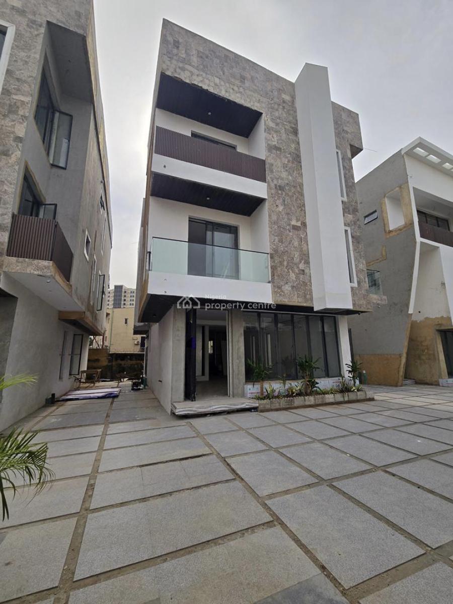 5-bedroom Detached + 2 Kitchens, 2 Bqs & Office, Ikoyi, Lagos, Detached Duplex for Sale