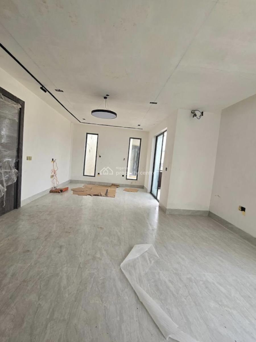 5-bedroom Detached + 2 Kitchens, 2 Bqs & Office, Ikoyi, Lagos, Detached Duplex for Sale