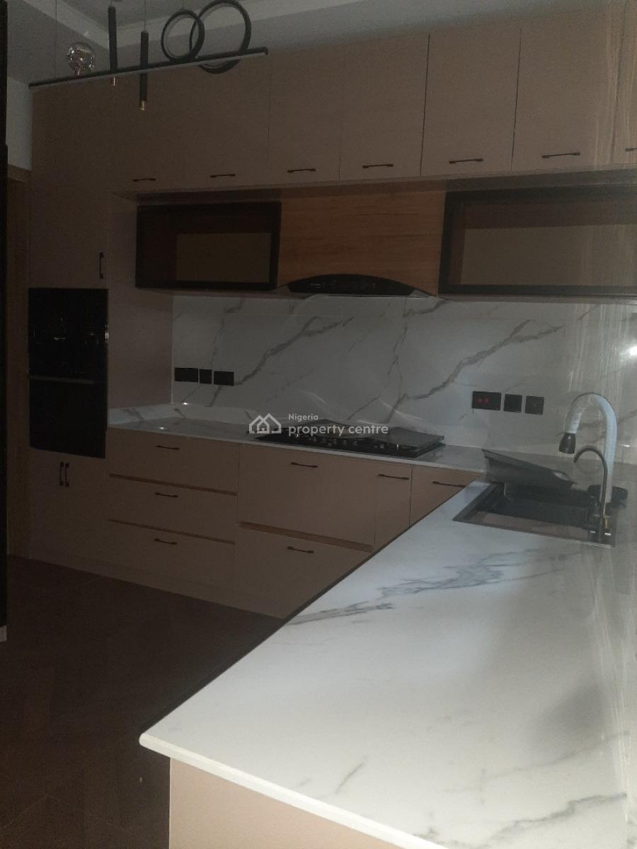 Tastefully Finished and Serviced 4 Bedroom En-suite Newly Built Terrac, Lekki Phase 1, Lekki, Lagos, Terraced Duplex for Rent