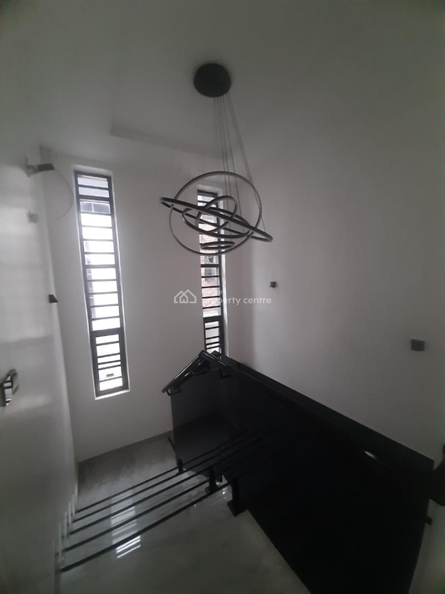 Tastefully Finished and Serviced 4 Bedroom En-suite Newly Built Terrac, Lekki Phase 1, Lekki, Lagos, Terraced Duplex for Rent