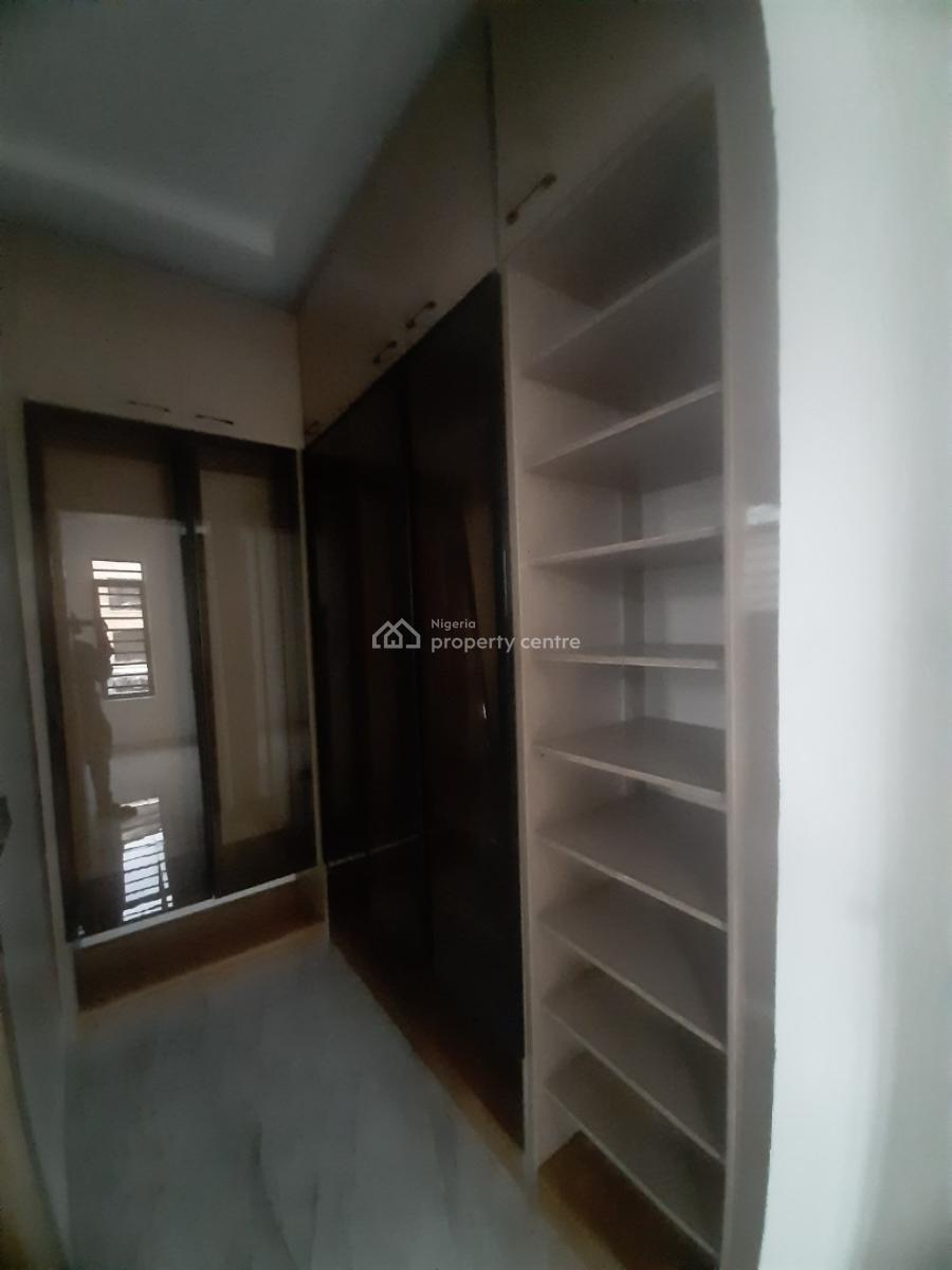 Tastefully Finished and Serviced 4 Bedroom En-suite Newly Built Terrac, Lekki Phase 1, Lekki, Lagos, Terraced Duplex for Rent