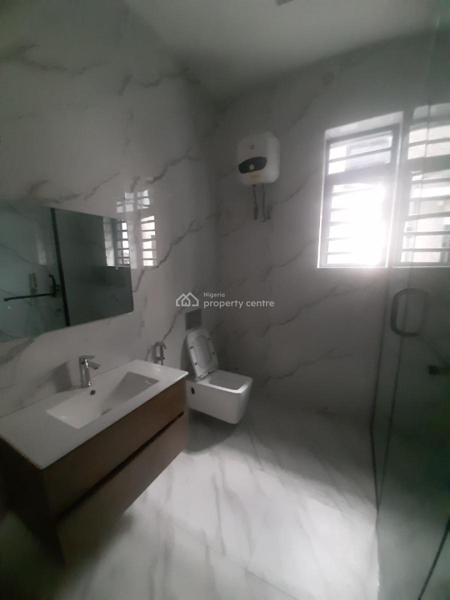 Tastefully Finished and Serviced 4 Bedroom En-suite Newly Built Terrac, Lekki Phase 1, Lekki, Lagos, Terraced Duplex for Rent
