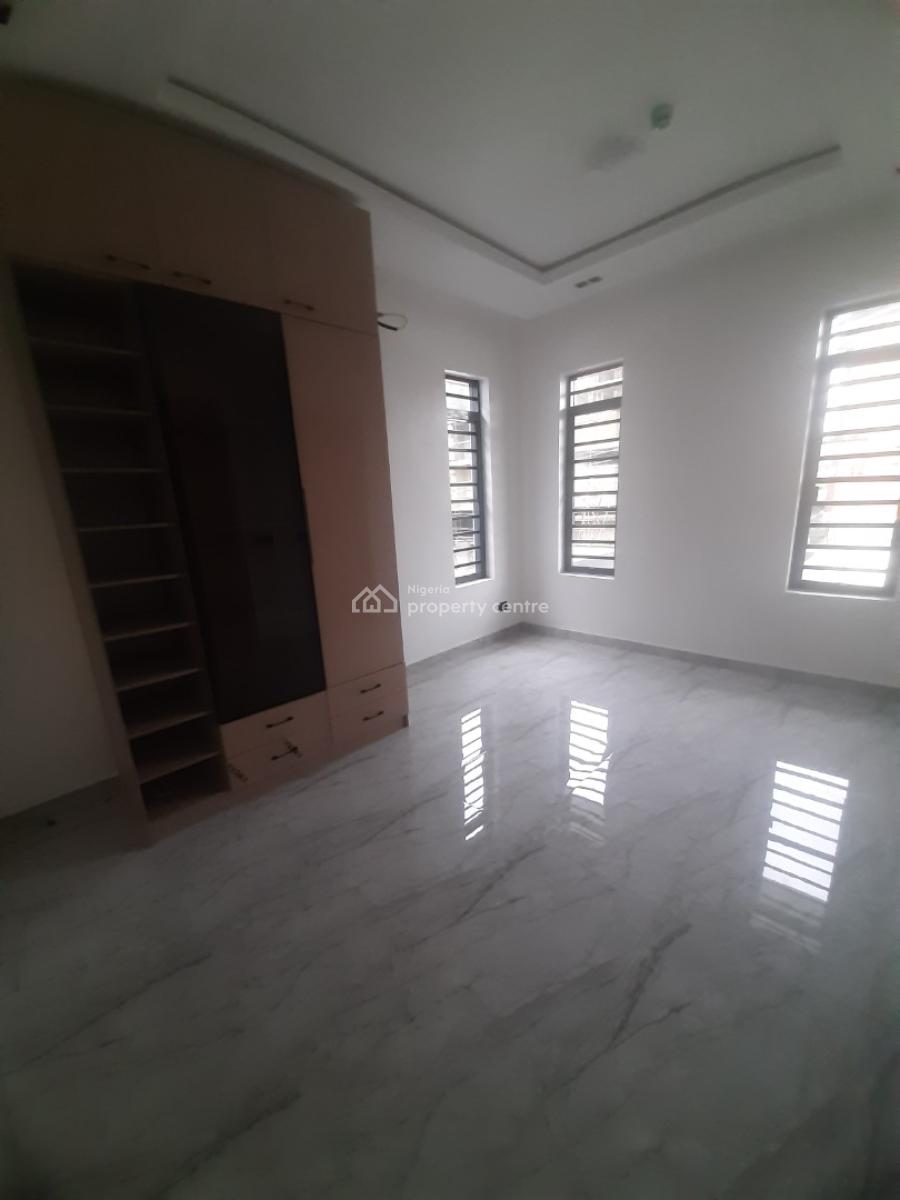 Tastefully Finished and Serviced 4 Bedroom En-suite Newly Built Terrac, Lekki Phase 1, Lekki, Lagos, Terraced Duplex for Rent