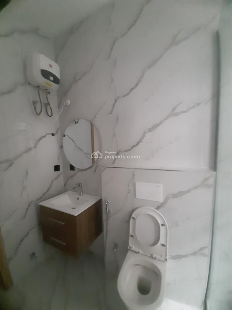 Tastefully Finished and Serviced 4 Bedroom En-suite Newly Built Terrac, Lekki Phase 1, Lekki, Lagos, Terraced Duplex for Rent