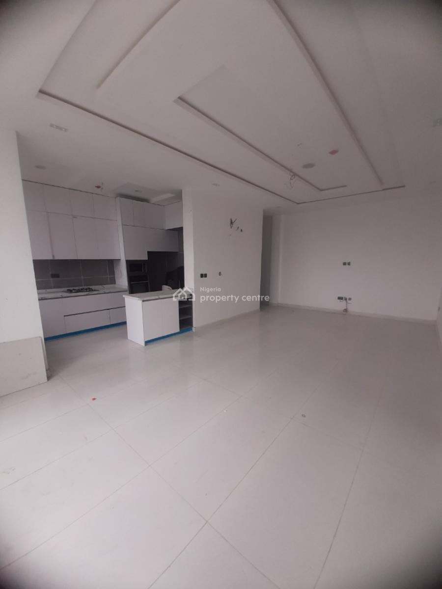 24/7 Power Supply 2 Bedroom En-suite Flat with an Open Fitted Kitchen,, Lekki Phase 1, Lekki, Lagos, Flat / Apartment for Rent