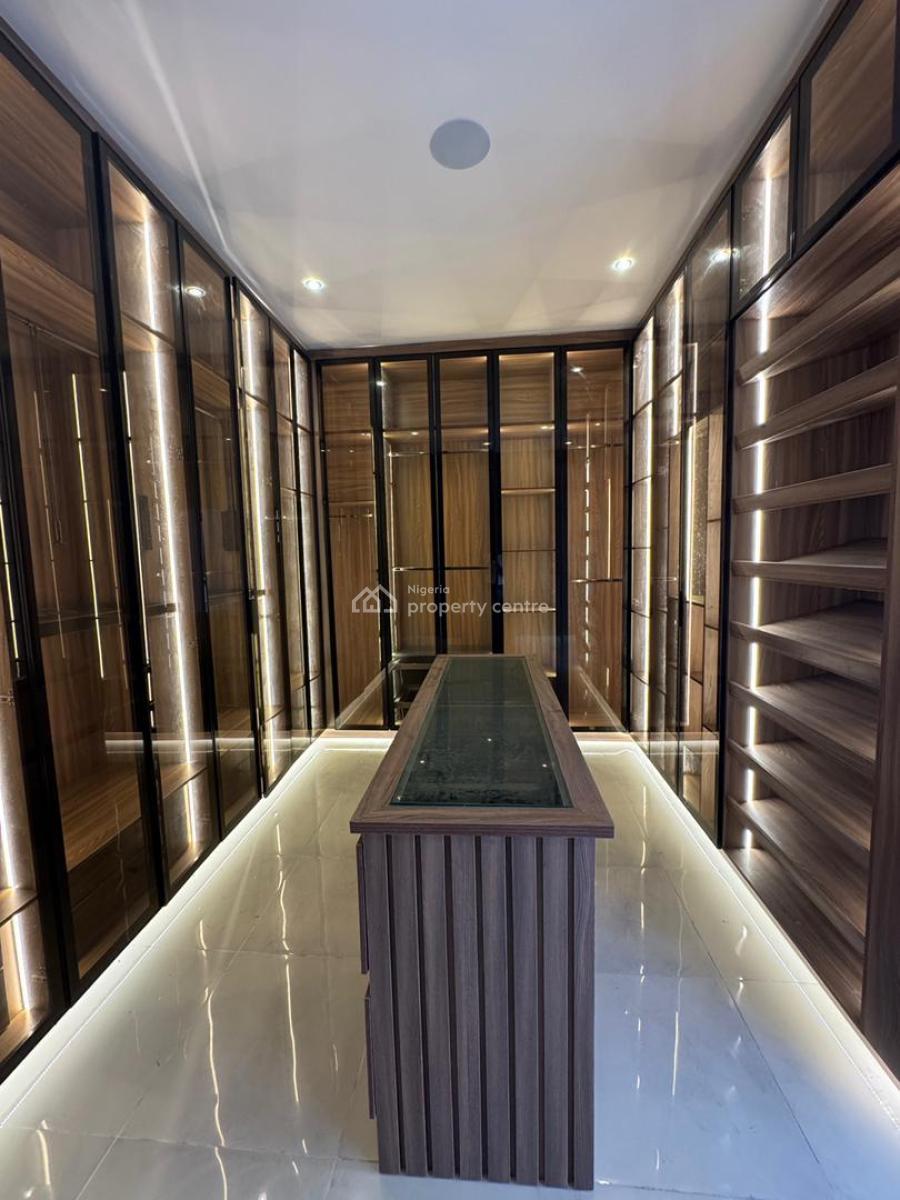 Spacious 6-bedroom Fully Detached Duplex with 2 Bq, Lekki Phase 1, Lekki, Lagos, Detached Duplex for Sale