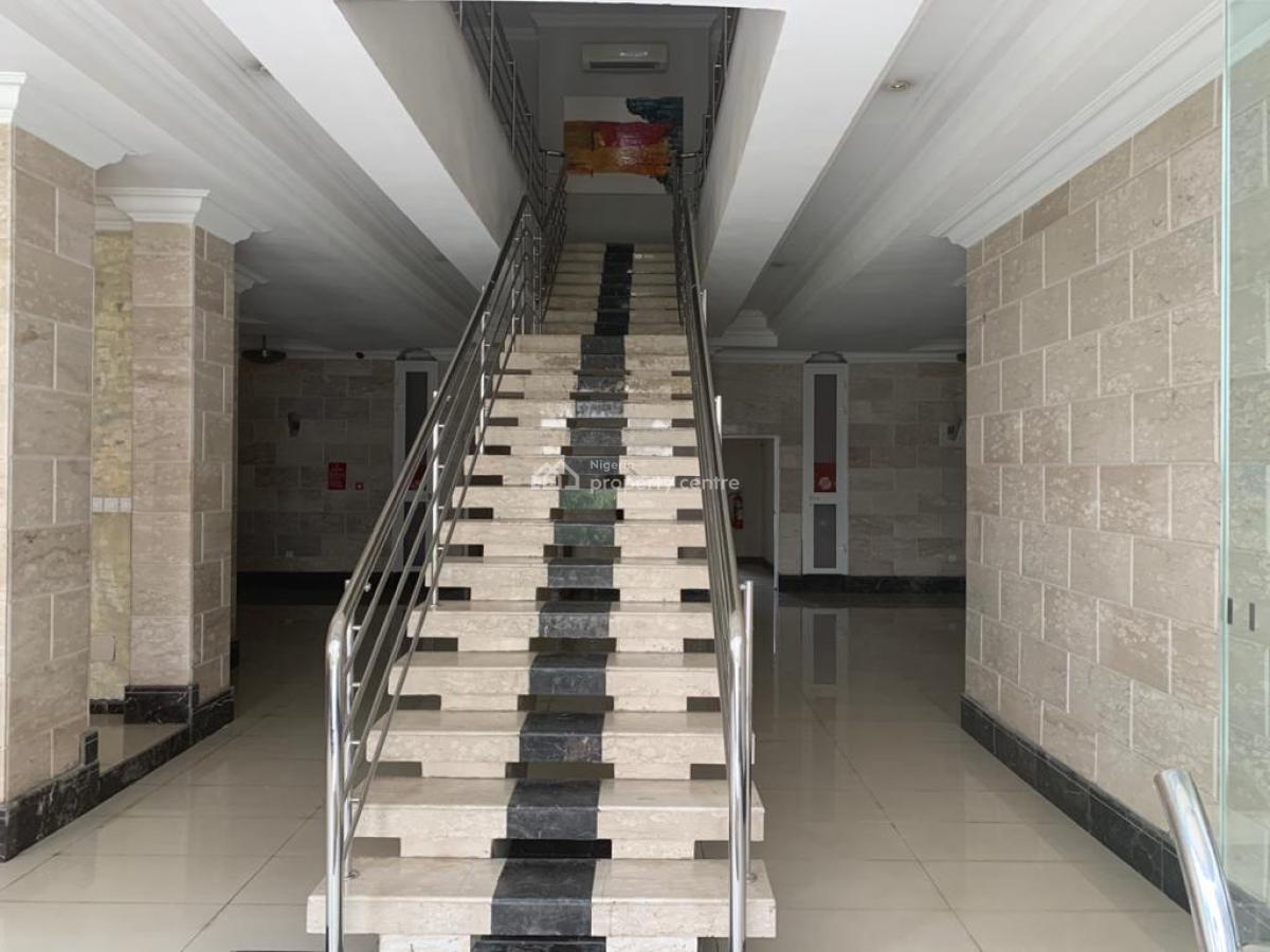 a Mini Estate Comprising 25 Units of Luxury Flats, Banana Island, Ikoyi, Lagos, Block of Flats for Sale