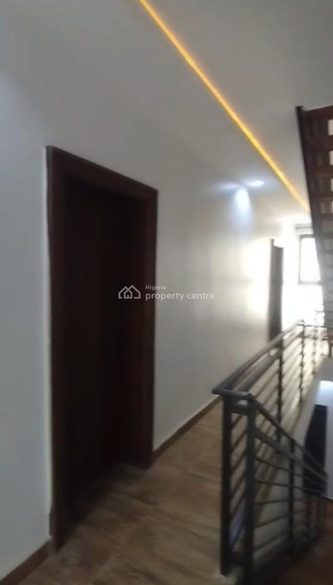 Fully Furnished 3 Bedroom Terraced  Duplex with Bq, Jahi Gilmore, Jahi, Abuja, Terraced Duplex for Sale