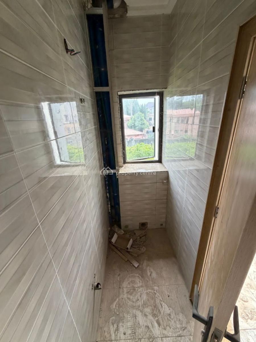 a Brand New Spacious 3-bedroom Flat, Wuse 2, Abuja, Flat / Apartment for Sale