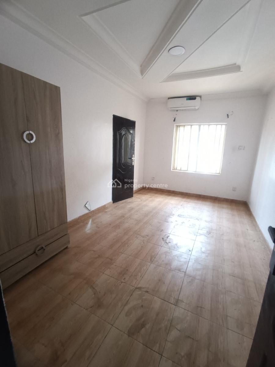 4 Bedroom Flat (upstairs), Blenco, Sangotedo, Ajah, Lagos, Flat / Apartment for Rent