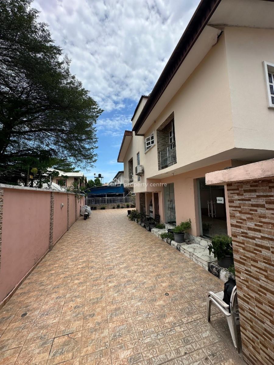 17 Rooms Hotel, Lekki Phase 1, Lekki, Lagos, Hotel / Guest House for Rent