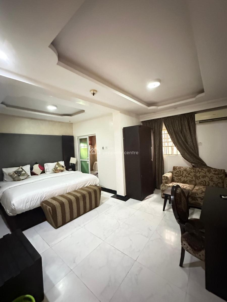 17 Rooms Hotel, Lekki Phase 1, Lekki, Lagos, Hotel / Guest House for Rent