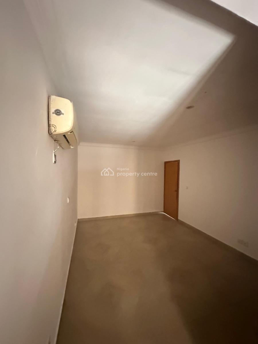 1 Bedroom Apartment, Lekki Phase 1, Lekki, Lagos, Mini Flat (room and Parlour) for Rent