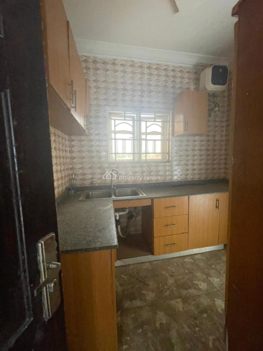 Lovely 2 Bedroom Flat in a Secure Environment, Jabi Dakibiyu, Jabi, Abuja, Flat / Apartment for Rent