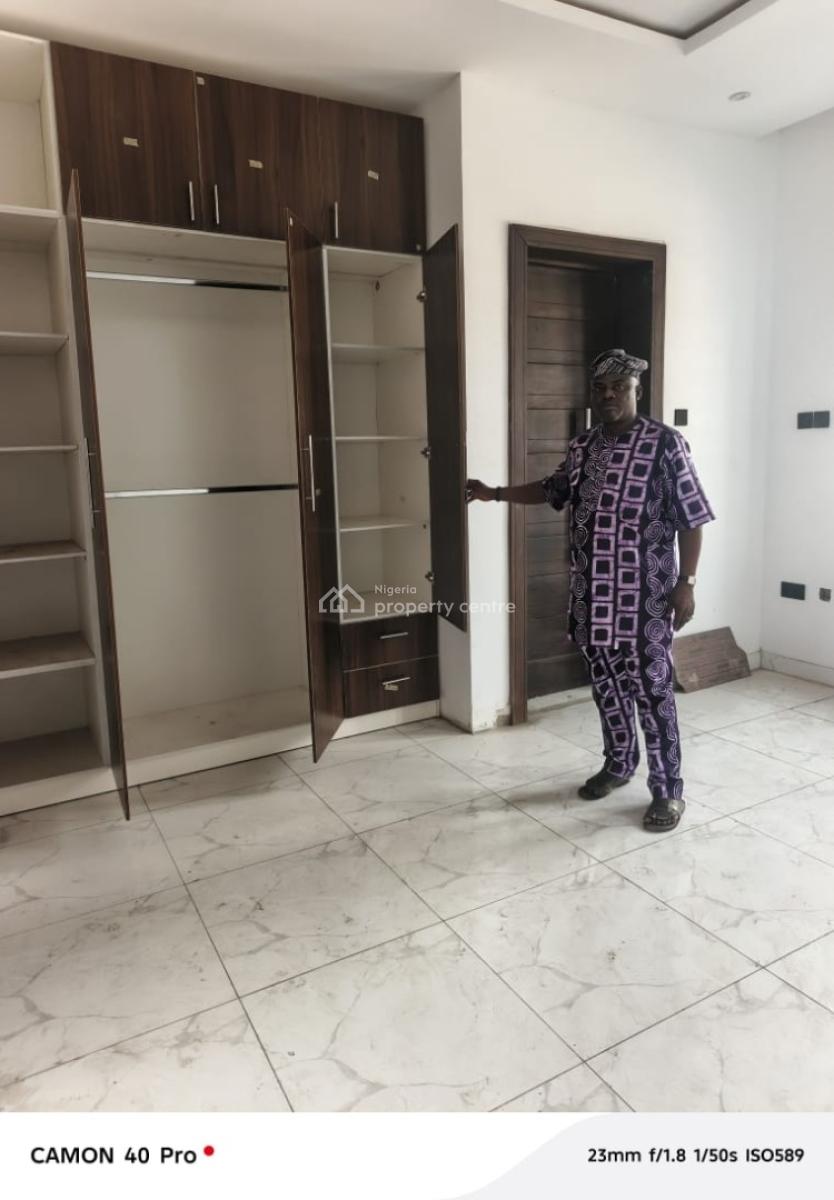Luxury 2bedroom Flat, Thomas Estate, Ajah, Lagos, Flat / Apartment for Sale
