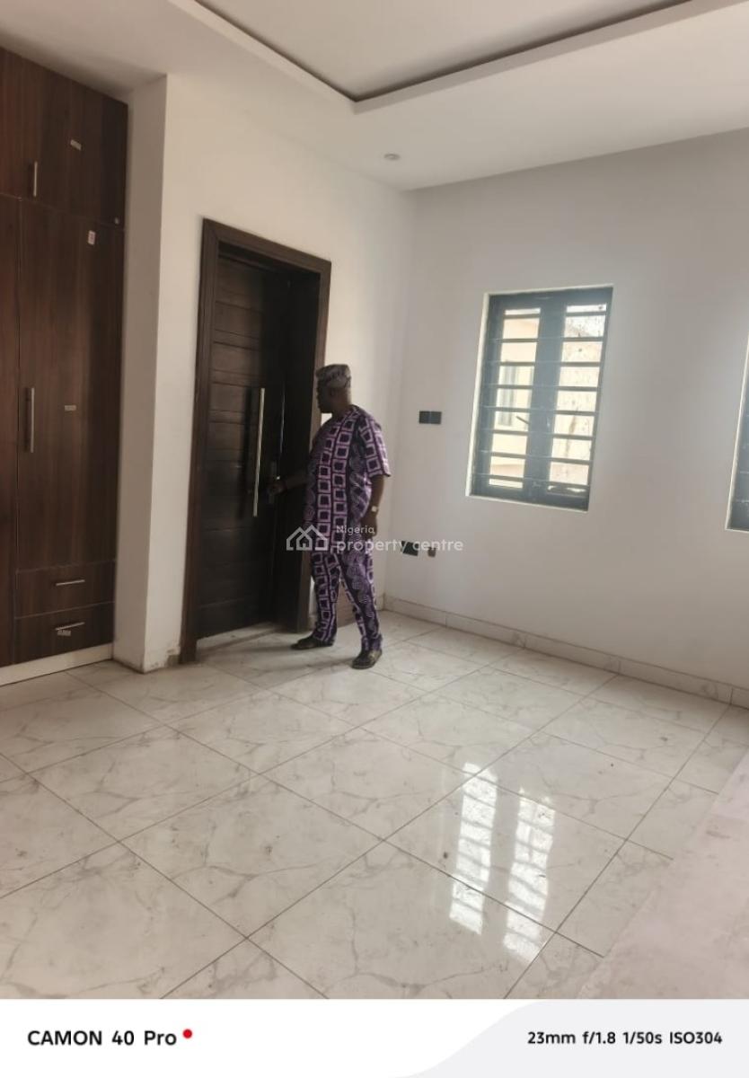 Luxury 2bedroom Flat, Thomas Estate, Ajah, Lagos, Flat / Apartment for Sale