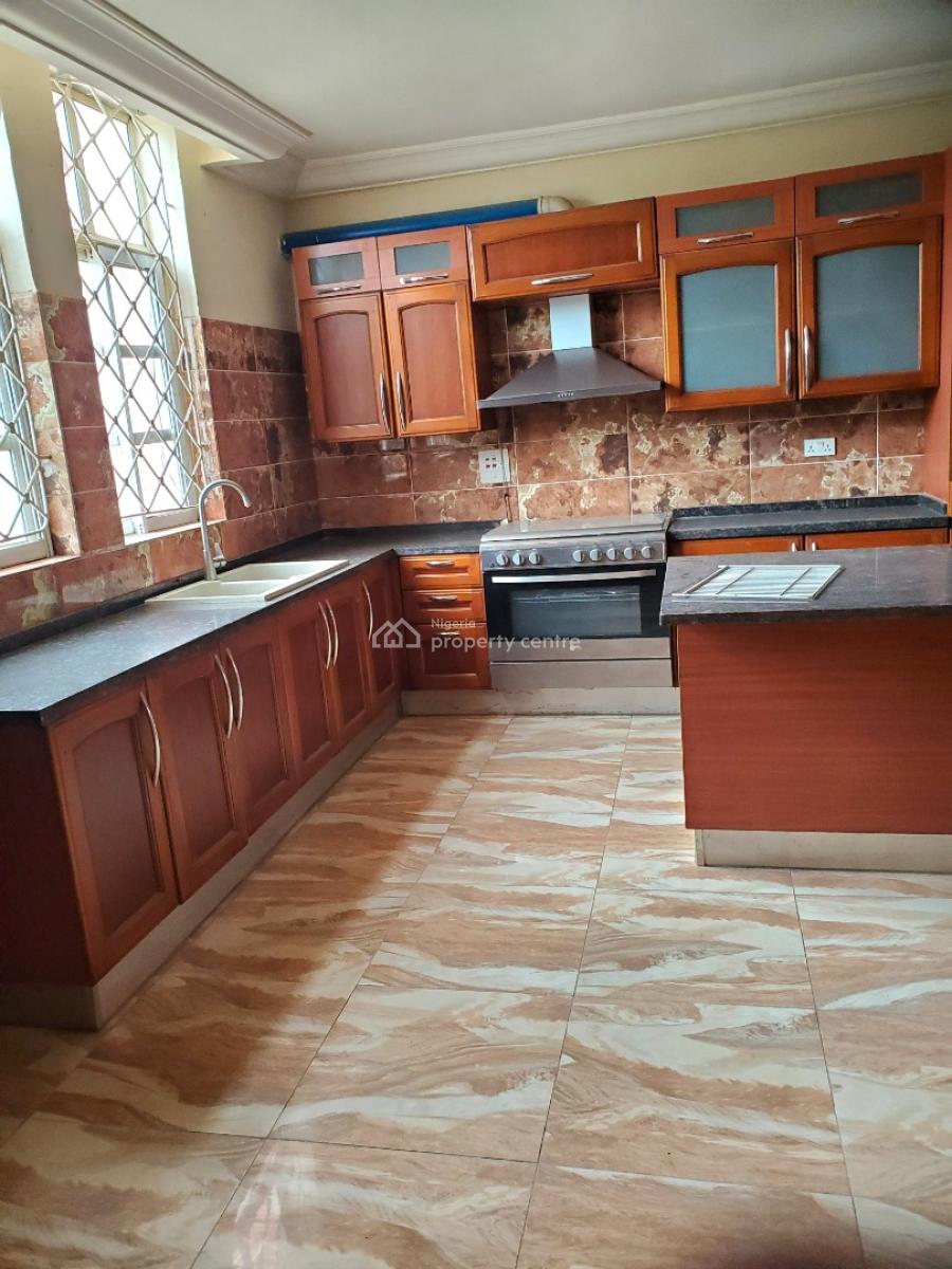 Luxury 8-bedroom Detached Duplex with 2-room Guest Chalet & 3 Bq, Asokoro District, Abuja, Detached Duplex for Rent