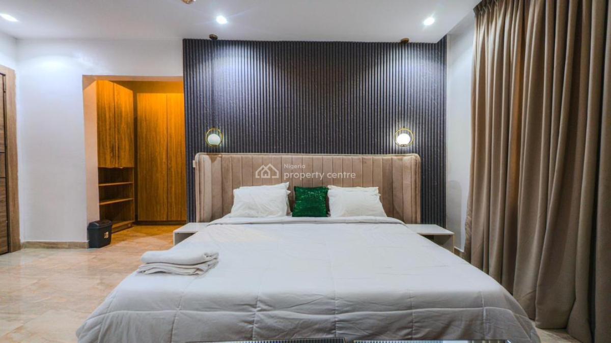 3 Bedroom Apartment, Lekki Phase 1, Lekki, Lagos, Flat / Apartment Short Let