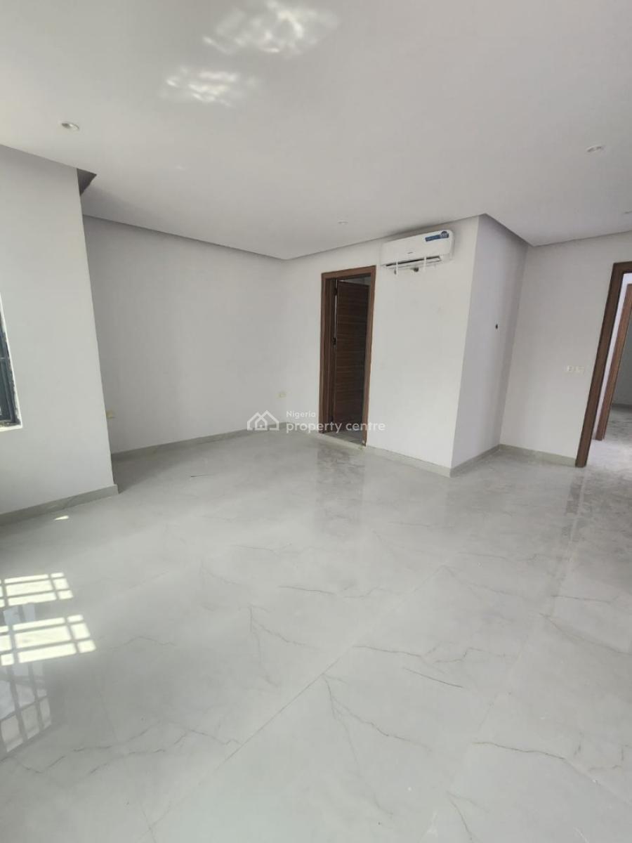 Spacious 3 Bedroom Flat with Bq, Ikoyi, Lagos, Flat / Apartment for Sale