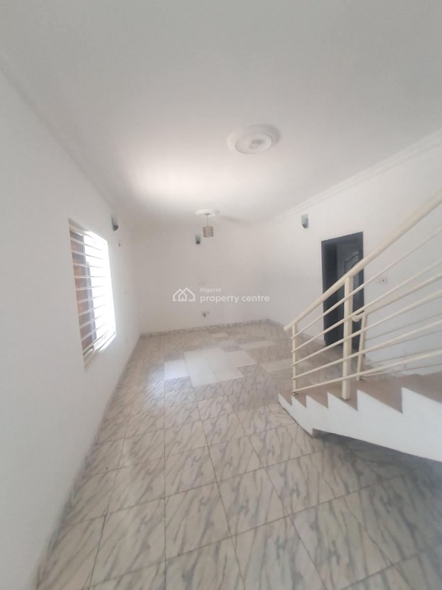 Well Built  4 Units of 2 Bedroom Apartment, Lekki Right Phase 1, Lekki, Lagos, Hotel / Guest House for Rent