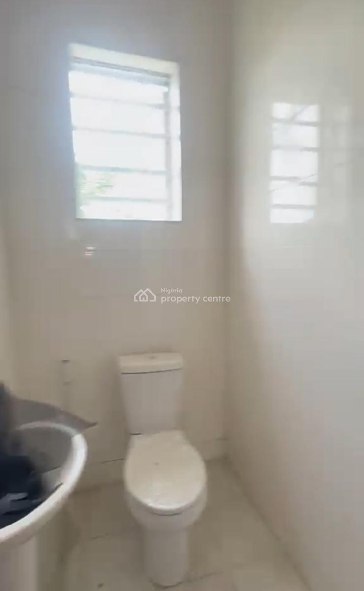 Clean and Spacious 2 Bedroom Apartment { Video}, Canaan Estate By Dkk, Sangotedo, Ajah, Lagos, Flat / Apartment for Rent