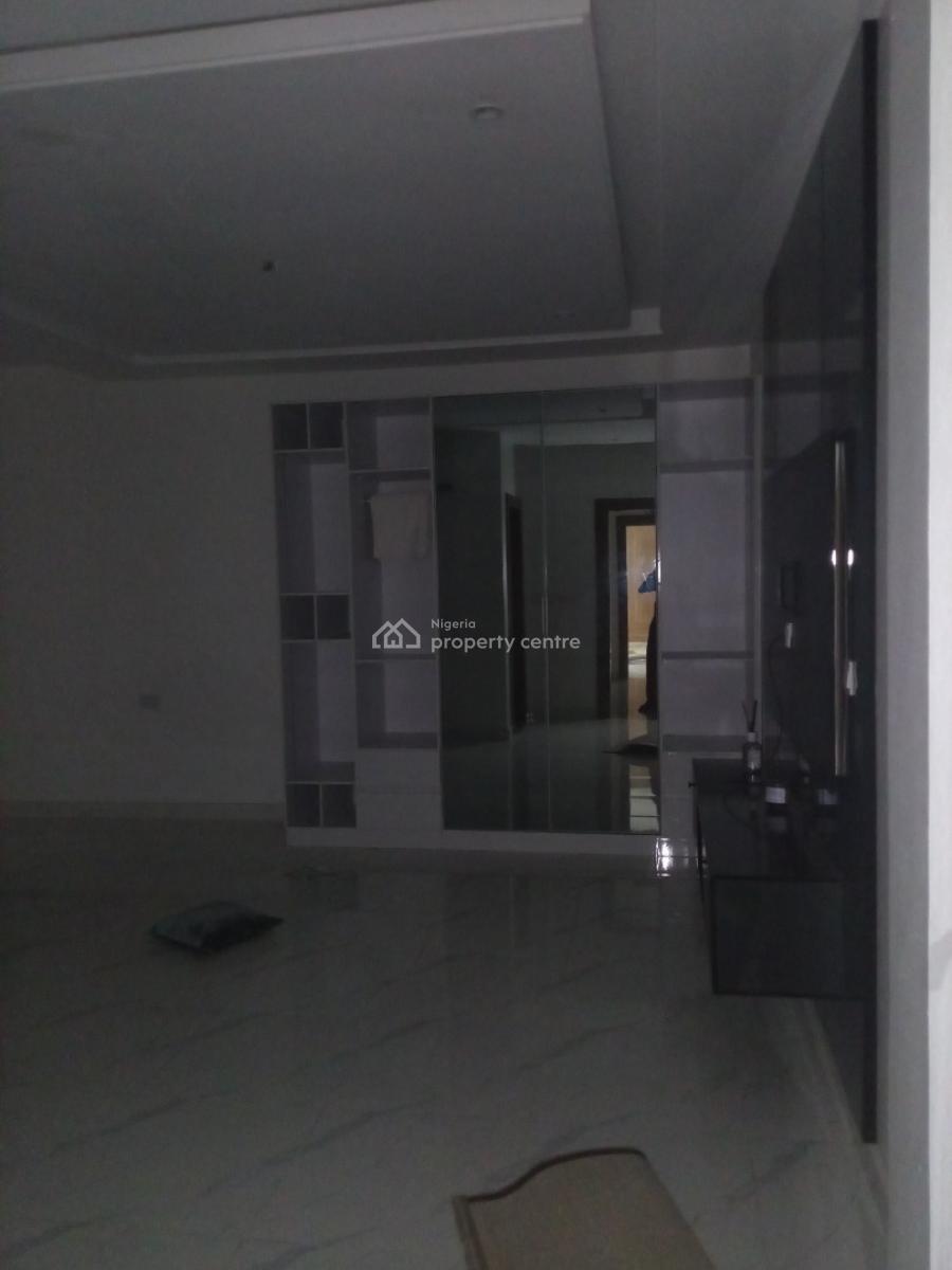 Fully Serviced 3 Bedroom Apartment with Necessary Facilities, Off Freedom Way, Lekki Phase 1, Lekki, Lagos, Flat / Apartment for Rent